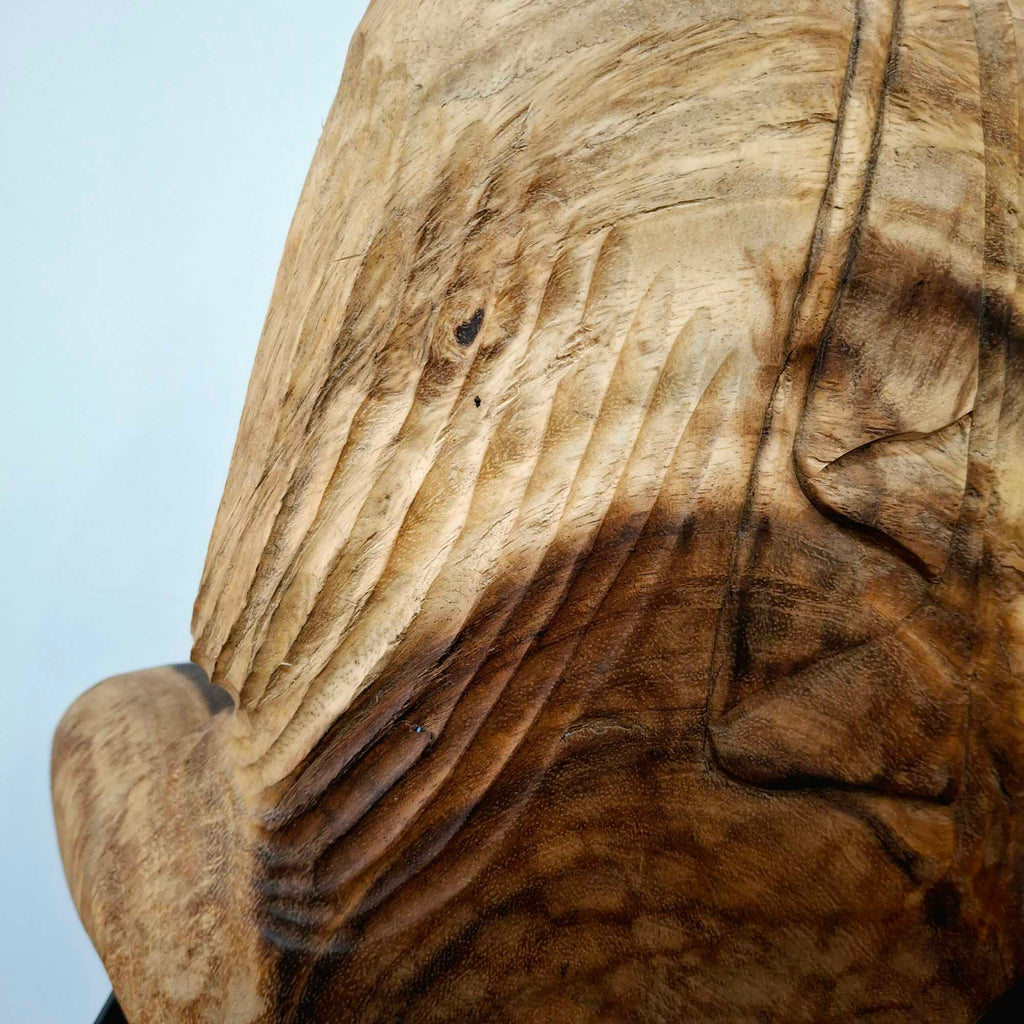 Meditierender Buddha, Figur aus Suar-Holz