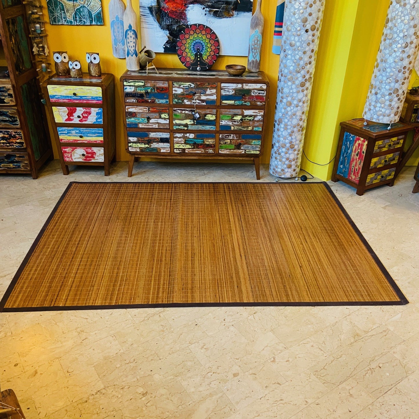Tapis ethnique en bambou rouge et tissu