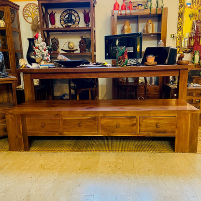 Table basse minimaliste en teck