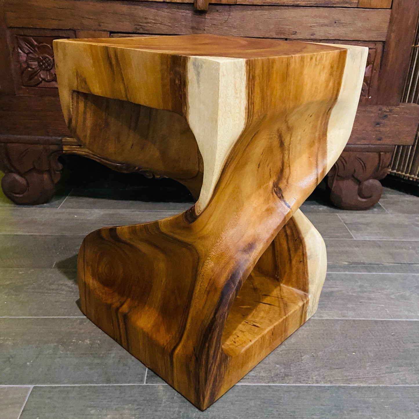 Comodino Etnico Legno Suar Massello Sgabello Spirale Tavolino Clessidra