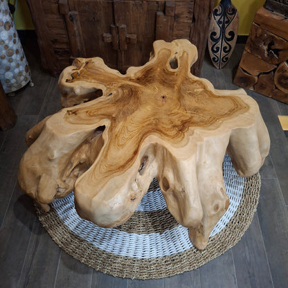 Tavolino in radice di teak etnico