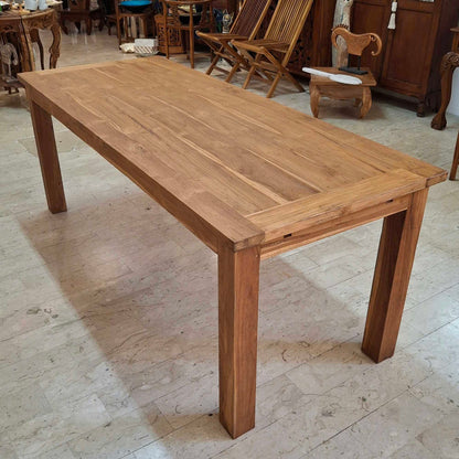 Tavolo da pranzo in legno teak massello