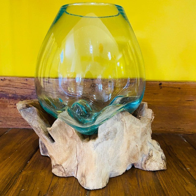 Vaso etnico vetro fuso su radice ampolla acquario