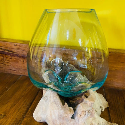 Vaso etnico vetro fuso su radice ampolla acquario
