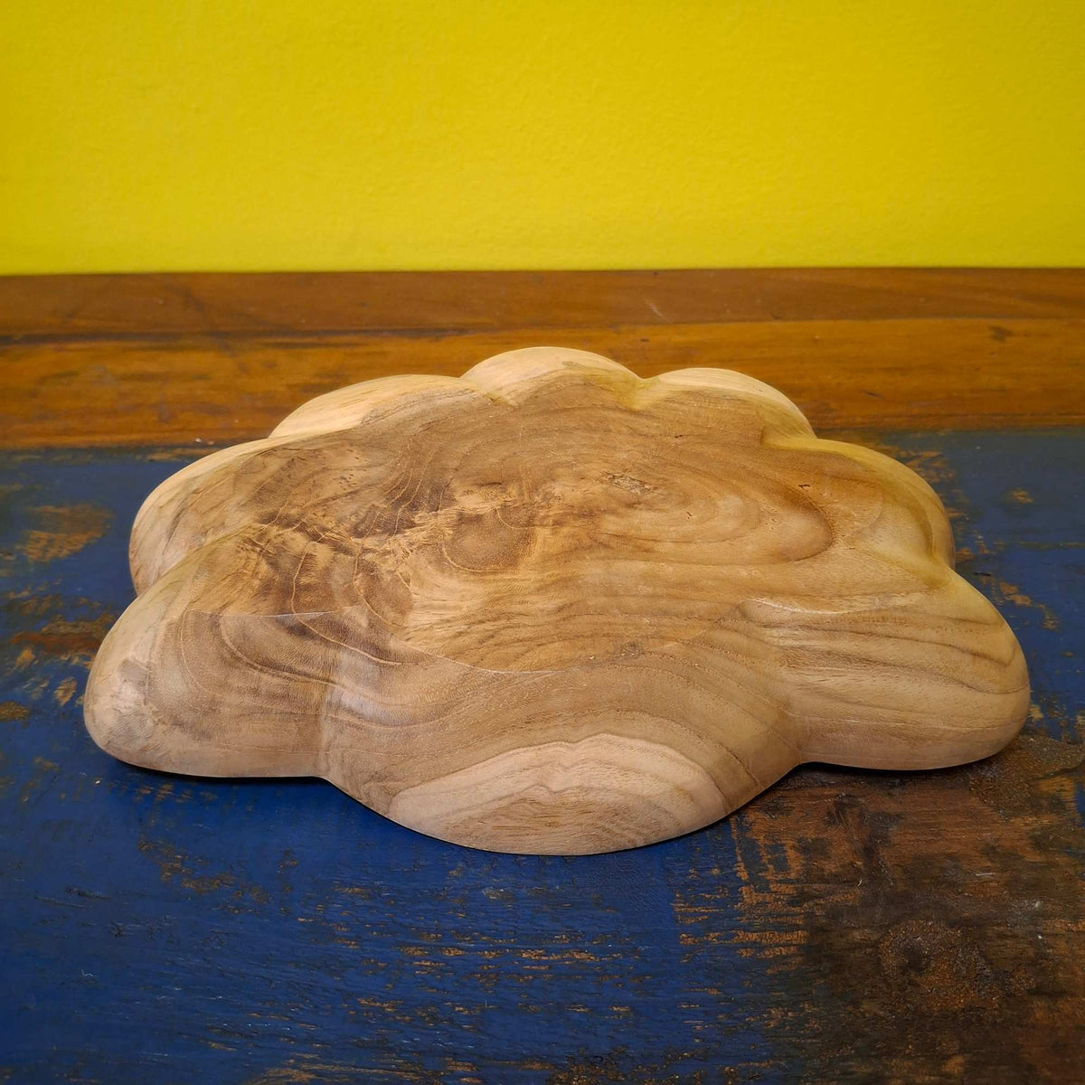 Muschelschale aus Perlmutt als Tischdekoration