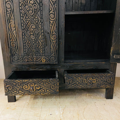 Armoire ethnique viking Armoire tribale celtique
