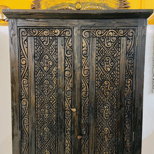 Armoire ethnique viking Armoire tribale celtique
