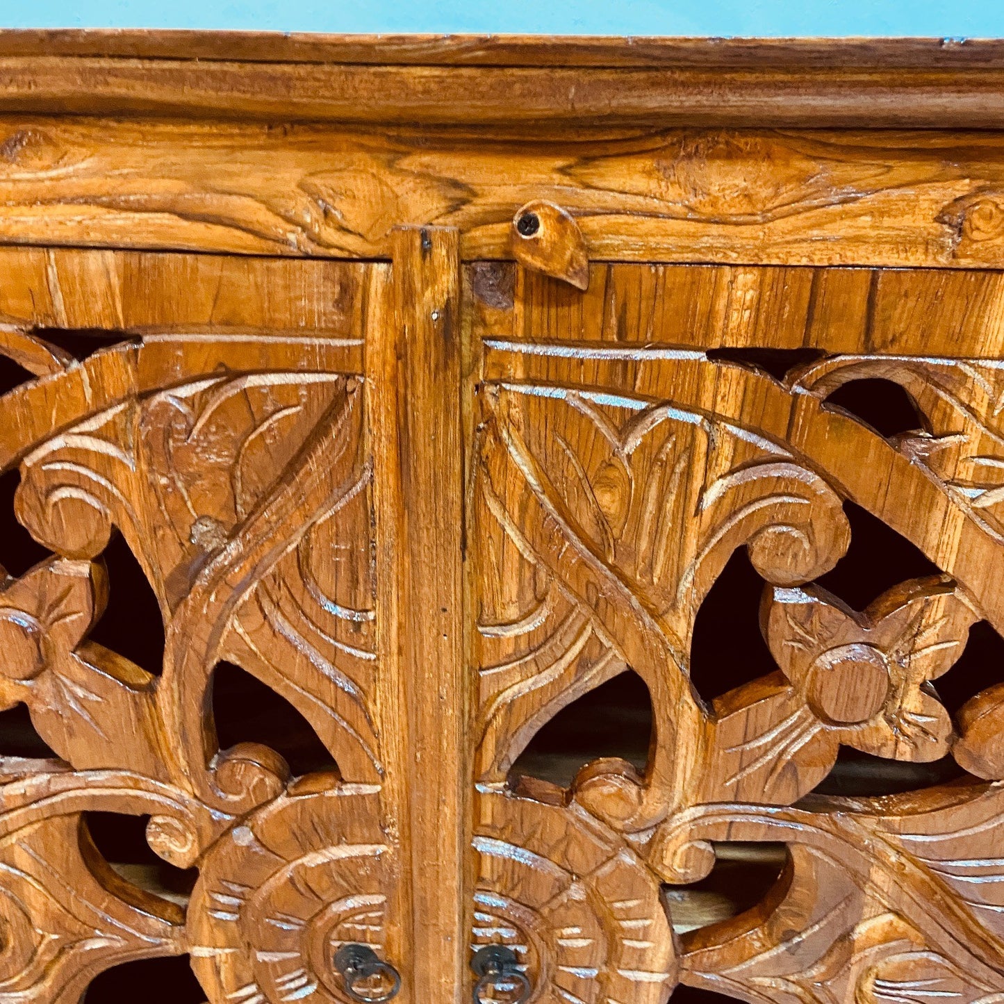 Ethnic furniture entrance sideboard floral decorations
