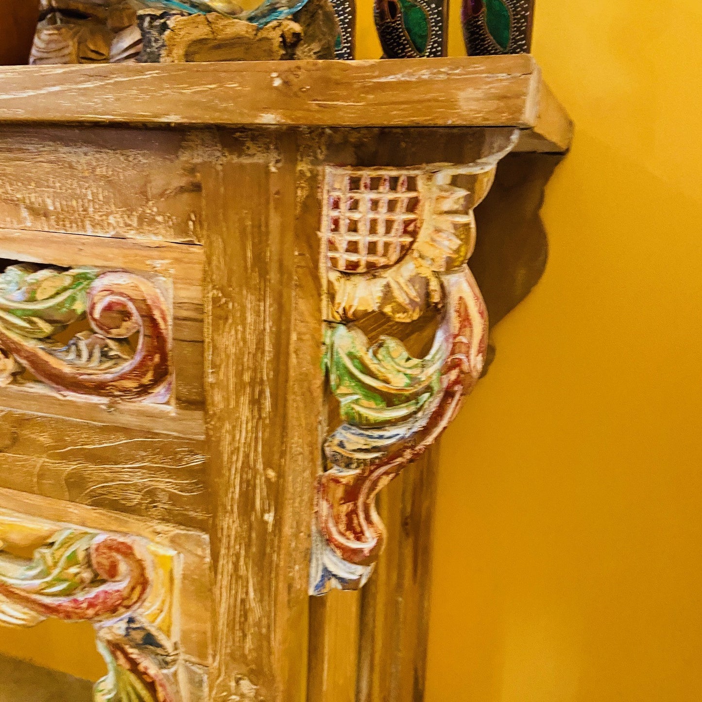Console ethnique meuble d'entrée sculptures florales
