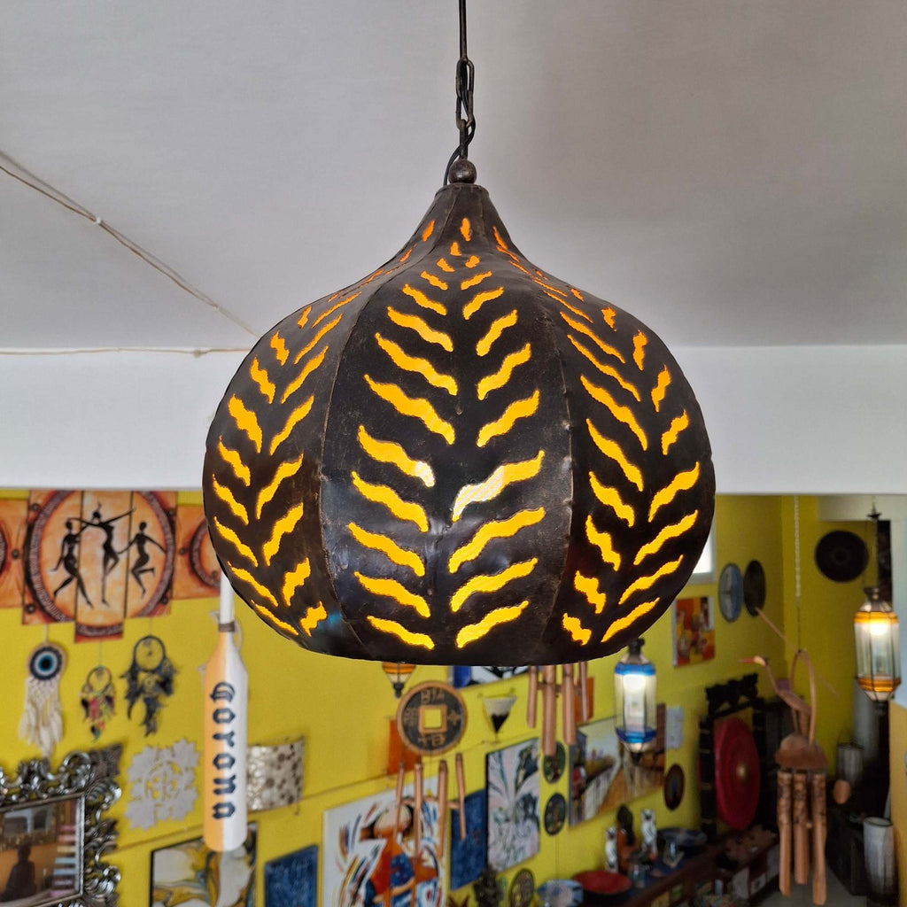 lampadario etnico orientale in ferro battuto