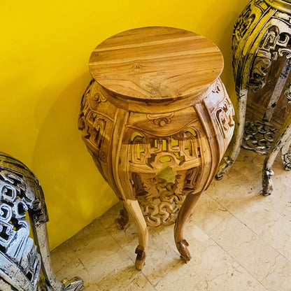Tabouret déco sur piédestal en bois sculpté vintage