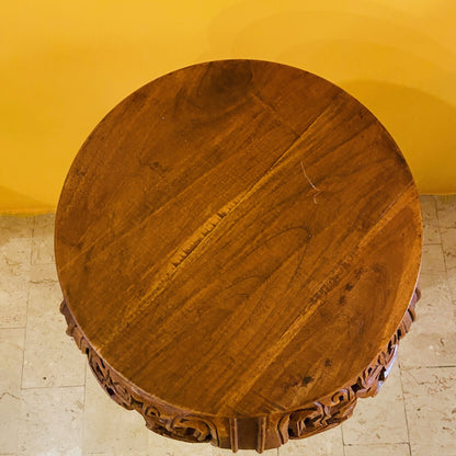 Tabouret piédestal ethnique sculpté en bois déco