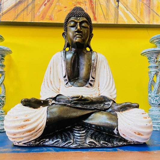 Statue de Bouddha méditation om décor ethnique