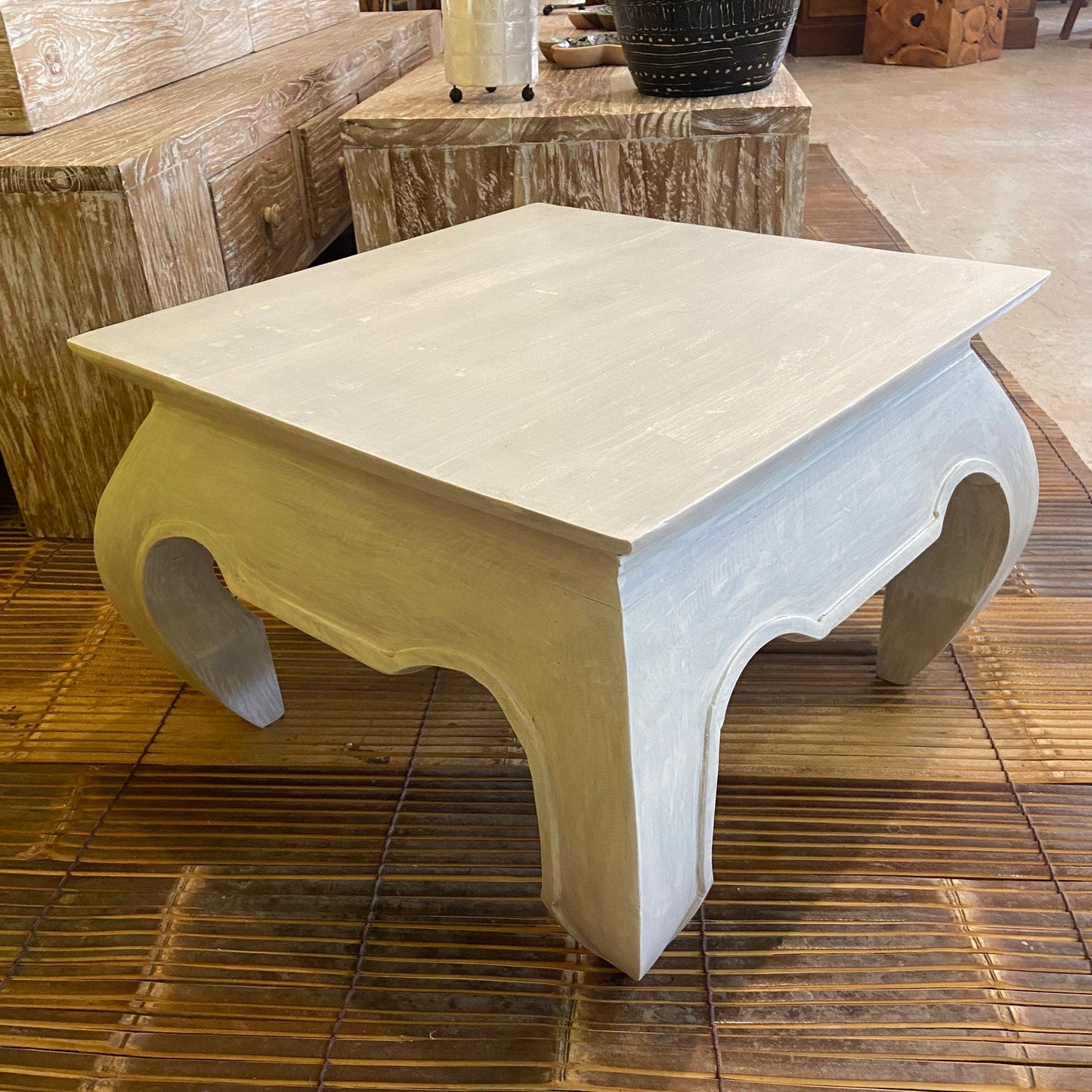 Table basse Opium de salon style ethnique shabby chic